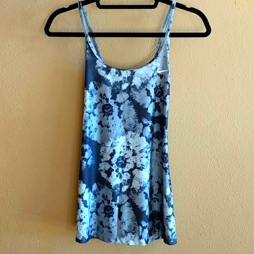 Nike tank top black and grey floral print Medium